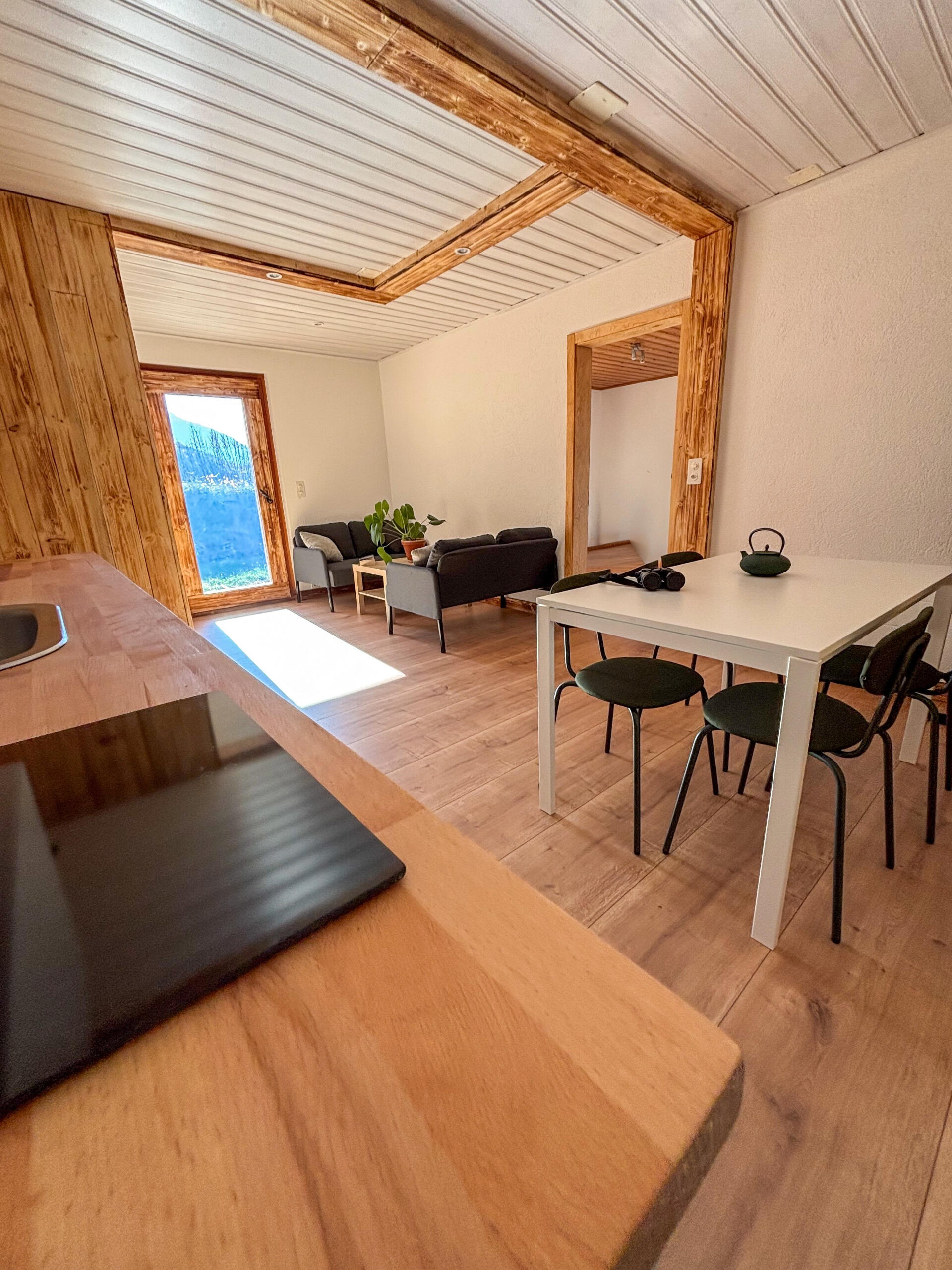 Perfect adventure holiday chalet for ski hiking mountainbike mtb roadbike